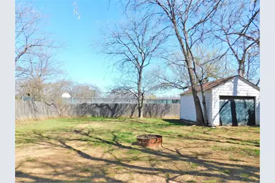 814 Anderson Street, Denton, TX 76201 - Photo 17