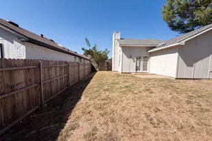 5624 Shady Springs Trail, Fort Worth, TX 76179 - Photo 15