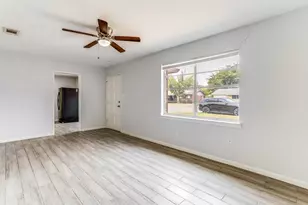 5728 Emerson Dr, Watauga, TX 76148 - Photo 7