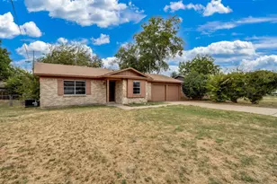 5728 Emerson Dr, Watauga, TX 76148 - Photo 3