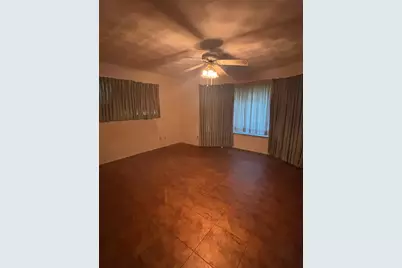 922 British Boulevard, Grand Prairie, TX 75050 - Photo 3