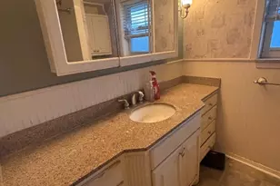 922 British Blvd, Grand Prairie, TX 75050 - Photo 9