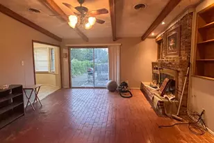 922 British Blvd, Grand Prairie, TX 75050 - Photo 13
