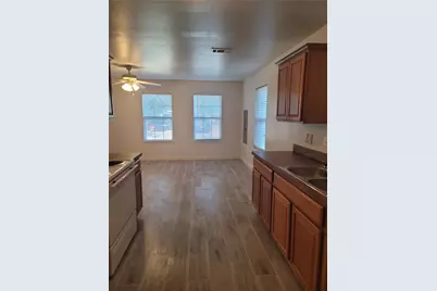 910 S Catherine Street, Terrell, TX 75160 - Photo 9