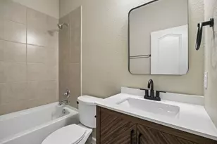 1605 Ridge Creek Ln, Aubrey, TX 76227 - Photo 7