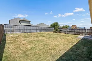 1605 Ridge Creek Ln, Aubrey, TX 76227 - Photo 25