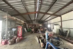 234 Co Rd 1102, Bogata, TX 75417 - Photo 23