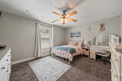 241 Crockett Lane, Hewitt, TX 76643 - Photo 7