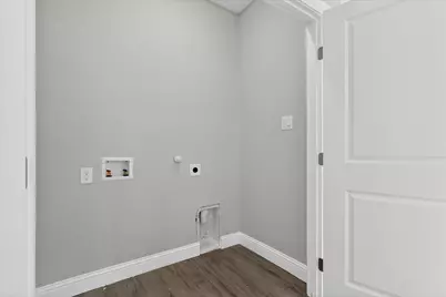 804 Premier, Grand Prairie, TX 75051 - Photo 17