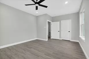 804 Premier, Grand Prairie, TX 75051 - Photo 21