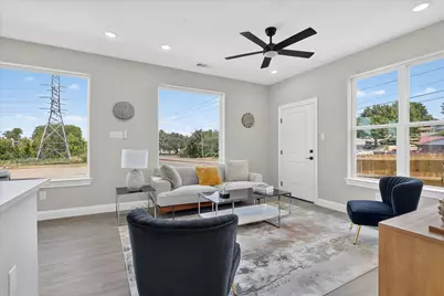 804 Premier, Grand Prairie, TX 75051 - Photo 5