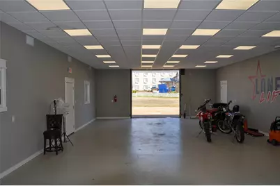 125 Century Drive, Cleburne, TX 76033 - Photo 11