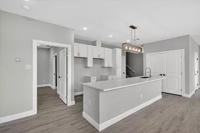 806 Premier, Grand Prairie, TX 75051 - Photo 5