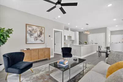 806 Premier, Grand Prairie, TX 75051 - Photo 7