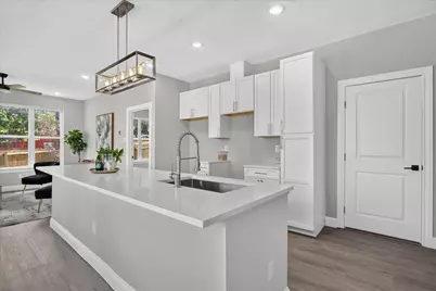 806 Premier, Grand Prairie, TX 75051 - Photo 13