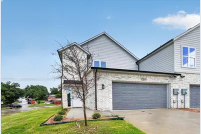 806 Premier, Grand Prairie, TX 75051 - Photo 1