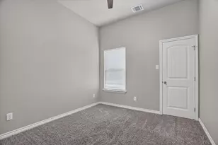 2706 San Gabriel Dr, Granbury, TX 76048 - Photo 15