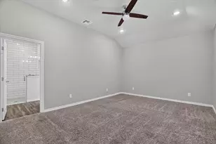 2706 San Gabriel Dr, Granbury, TX 76048 - Photo 11