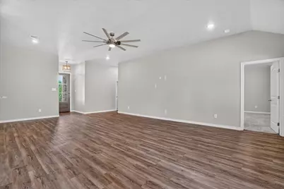 2706 San Gabriel Drive, Granbury, TX 76048 - Photo 5