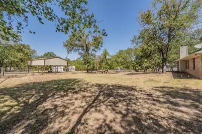 115 Pleasant Oaks Lane, Springtown, TX 76082 - Photo 9