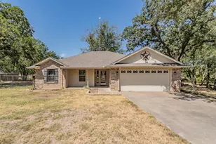 115 Pleasant Oaks Ln, Springtown, TX 76082 - Photo 3