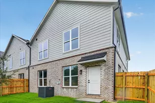 808 Premier, Grand Prairie, TX 75051 - Photo 31