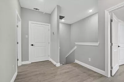 808 Premier, Grand Prairie, TX 75051 - Photo 19