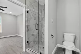 808 Premier, Grand Prairie, TX 75051 - Photo 11