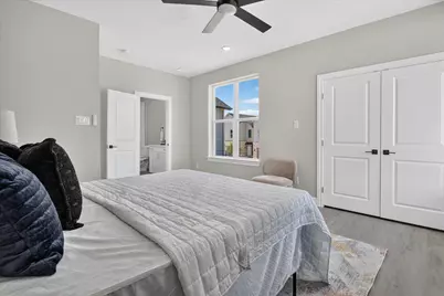 808 Premier, Grand Prairie, TX 75051 - Photo 29