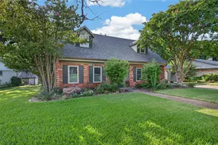 2710 Devonshire Dr, Sherman, TX 75092 - Photo 1