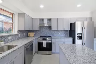 11022 Dunaway Dr, Dallas, TX 75228 - Photo 21