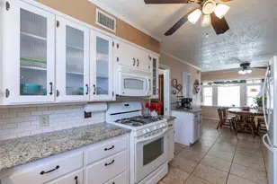 400 3rd St, Knox City, TX 79529 - Photo 13