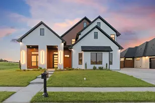 2008 Nichole Blvd, Pottsboro, TX 75076 - Photo 1