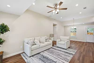 10637 Dunaway Drive, Dallas, TX 75228 - Photo 3