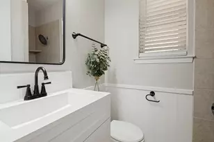 1909 Marlene Dr, Euless, TX 76040 - Photo 13