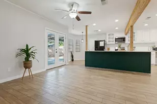 1909 Marlene Dr, Euless, TX 76040 - Photo 11