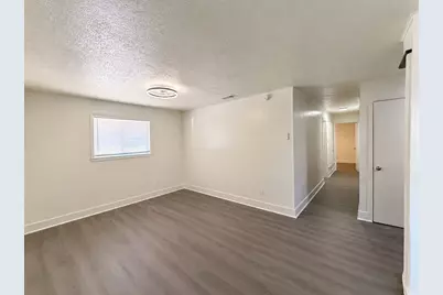 2002 Washington Street, Commerce, TX 75428 - Photo 11
