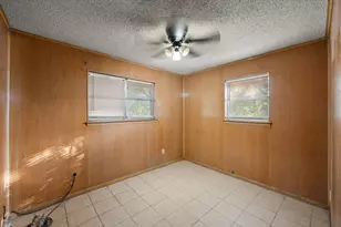 1204 E 13th Ave, Corsicana, TX 75110 - Photo 17