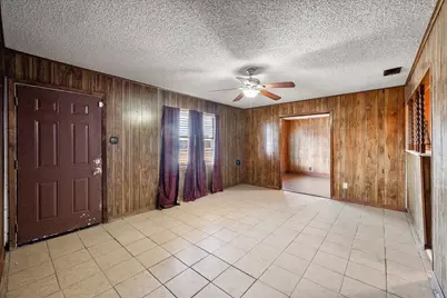 1204 E 13th Avenue, Corsicana, TX 75110 - Photo 3