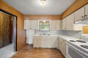 1204 E 13th Ave, Corsicana, TX 75110 - Photo 13