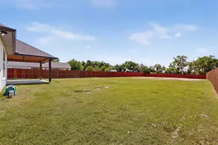 1672 Brookview Dr, Lancaster, TX 75146 - Photo 37