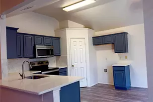 619 Douglas Dr, Mansfield, TX 76063 - Photo 5
