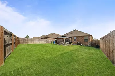 11025 Klondike Lane, Aubrey, TX 76227 - Photo 27