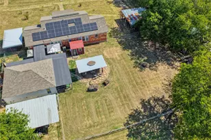 200 E Crossmain, Milford, TX 76670 - Photo 11
