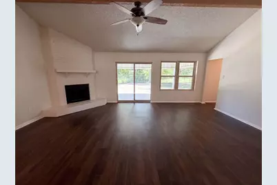 309 Applewood Lane, Hewitt, TX 76643 - Photo 3