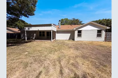 309 Applewood Lane, Hewitt, TX 76643 - Photo 5