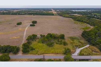 2615 S Houston School Road, Lancaster, TX 75146 - Photo 11