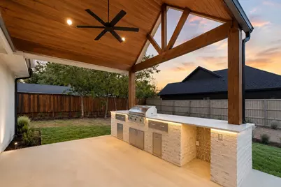 5304 Chippewa Drive, Dallas, TX 75212 - Photo 11