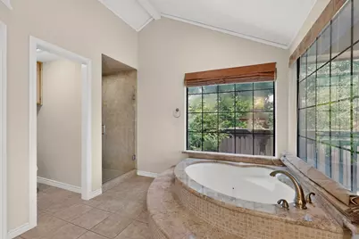 1216 Olde Towne Drive, Irving, TX 75061 - Photo 15