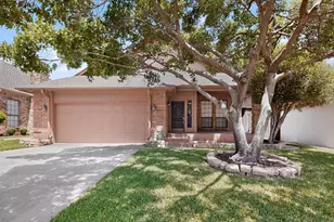 1216 Olde Towne Dr, Irving, TX 75061 - Photo 1